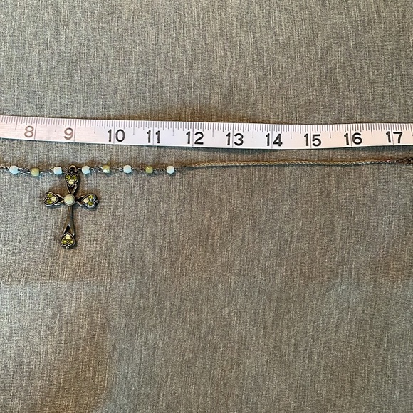 Beautiful Vintage Cross Necklace with Green Crystals and Beads. - Picture 3 of 10